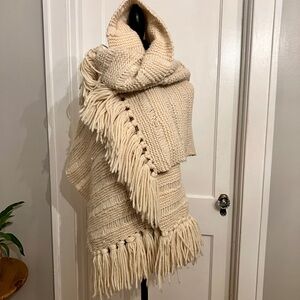 Chunky hand Knit Cream Scarf with Fringe